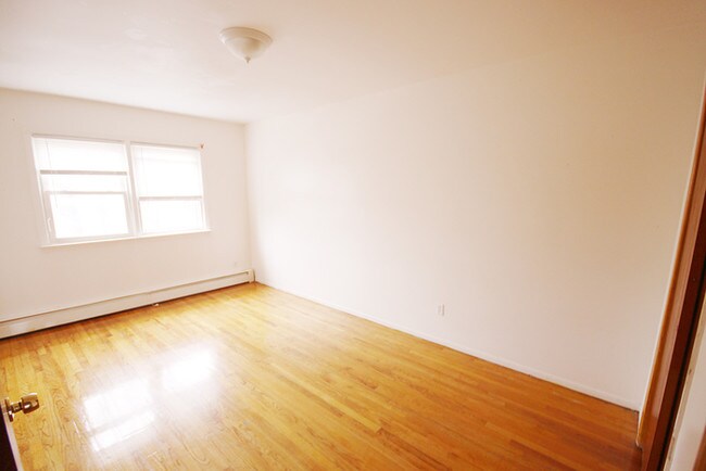 41 Alan Ter in Jersey City, NJ - Building Photo - Building Photo