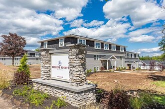 Reserve Pointe Apartments in Canandaigua, NY - Foto de edificio - Building Photo