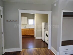 615 N Avery St in Macomb, IL - Building Photo - Building Photo