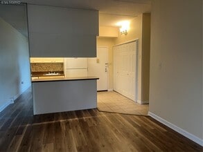 725 Miller Ave in Freeport, NY - Building Photo - Building Photo