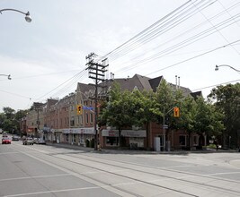 Glen Manor in Toronto, ON - Building Photo - Building Photo