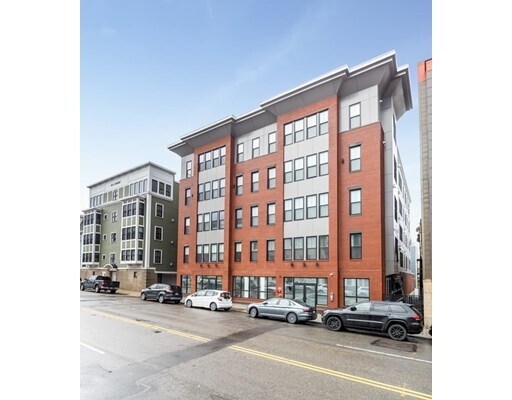 45 L St-Unit -11 in Boston, MA - Foto de edificio - Building Photo