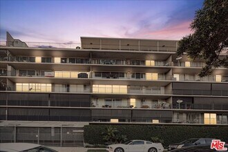 5400 E The Toledo, Unit 403 in Long Beach, CA - Building Photo - Building Photo