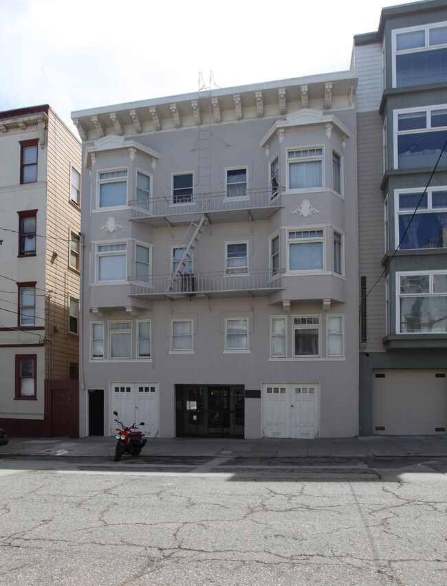 1642-1650 Larkin St in San Francisco, CA - Foto de edificio - Building Photo