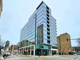 4505 N Sheridan Rd, Unit 2 Apartments