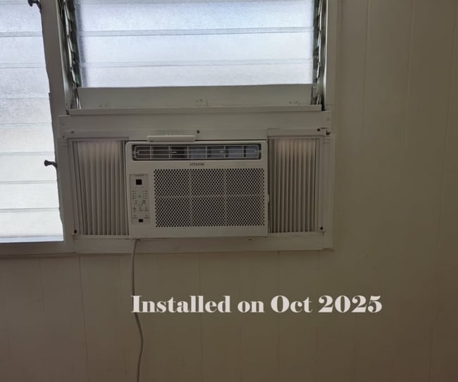 749 Ekela Ave in Honolulu, HI - Foto de edificio - Building Photo