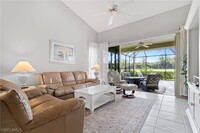 13520 Southampton Dr in Bonita Springs, FL - Foto de edificio - Building Photo