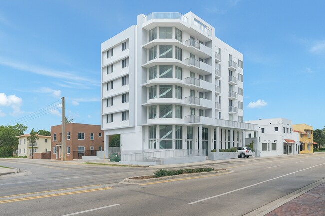 401 SW 17 th Ave, Miami, 33135 in Miami, FL - Building Photo - Building Photo
