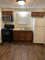 1005 N 9th St in Salina, KS - Building Photo