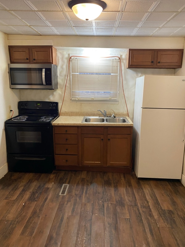 property at 1005 N 9th St