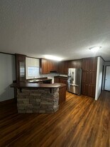 9477 Lansdowne Rd in Baton Rouge, LA - Building Photo