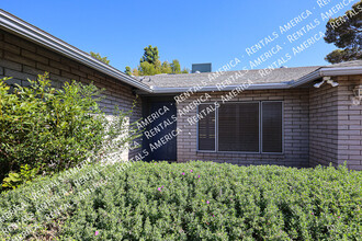 8609 N 41st Ave in Phoenix, AZ - Building Photo - Building Photo