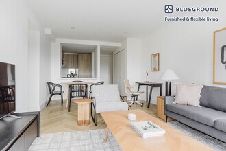 600 Columbus Ave in New York, NY - Building Photo - Building Photo