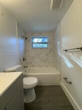 2401 SW 17th Ave in Fort Lauderdale, FL - Building Photo - Building Photo