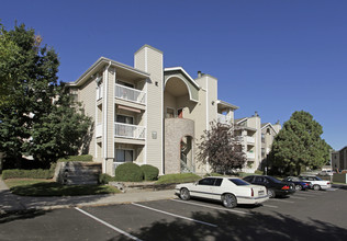 Ridge Hill in Aurora, CO - Foto de edificio - Building Photo