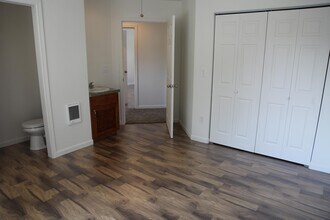 233 Whitman St S in Monmouth, OR - Building Photo - Building Photo