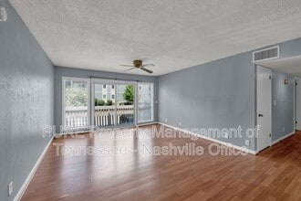 21 Vaughns Gap Rd in Nashville, TN - Building Photo - Building Photo