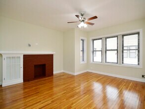4212 N Pulaski Rd in Chicago, IL - Building Photo - Building Photo