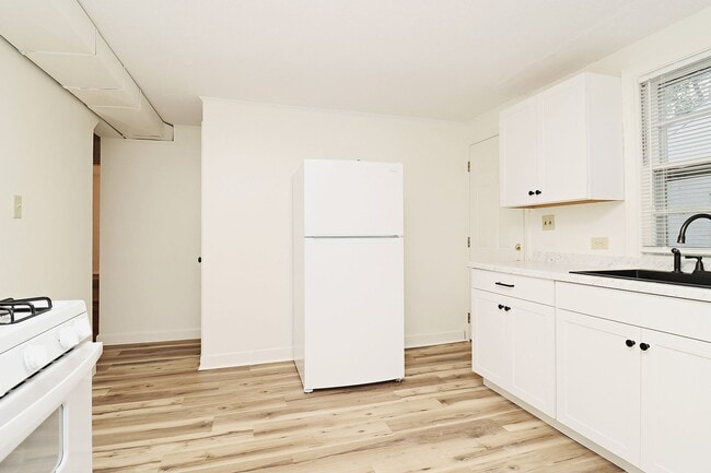 602 Blenheim Ave in Charlottesville, VA - Building Photo - Building Photo