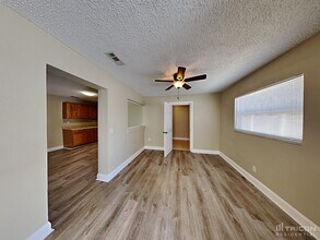 1721 W Comanche Ave in Tampa, FL - Building Photo - Building Photo