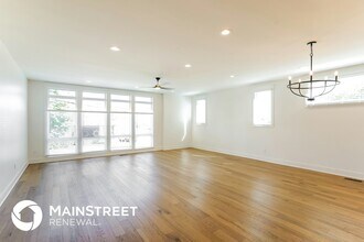 606 26th Ave N in Nashville, TN - Building Photo - Building Photo