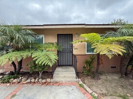 286 Homer Ave in Ventura, CA - Building Photo