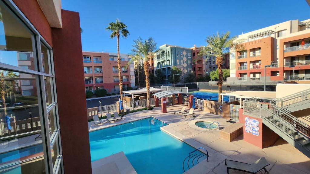63 E Agate Ave in Las Vegas, NV - Foto de edificio