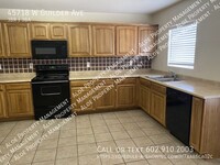 45718 W Guilder Ave in Maricopa, AZ - Building Photo - Building Photo