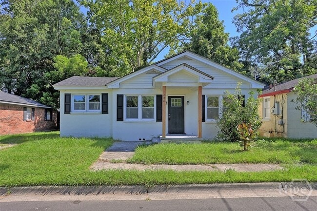 property at 636 W 48th St