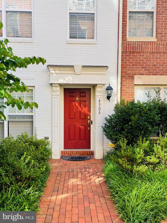 property at 430-A N Thomas St