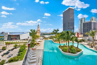 159 NE 6th St in Miami, FL - Building Photo - Building Photo