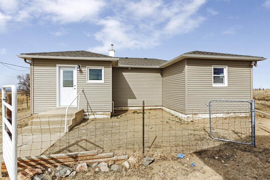 1 Co Rd 26 in Longmont, CO - Building Photo