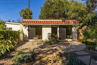 108 E Summer St in Ojai, CA - Building Photo - Building Photo