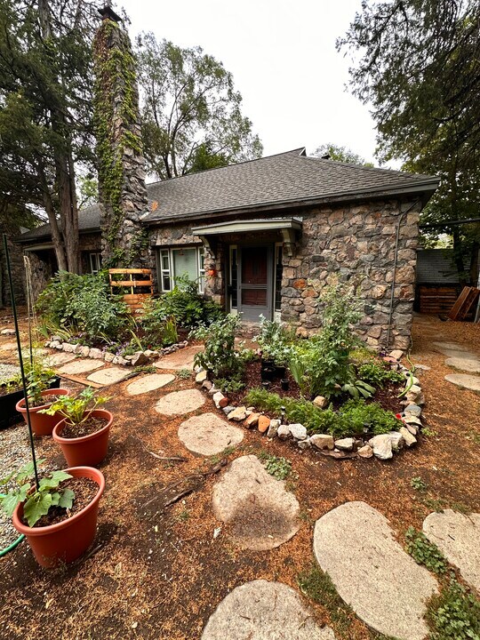 2445 Custer Ave in Ogden, UT - Building Photo
