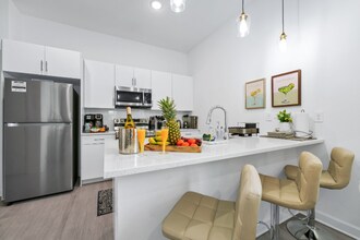 312 Famagusta Dr in Davenport, FL - Foto de edificio - Building Photo