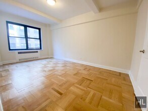 EAST 56 STREET in New York, NY - Building Photo - Building Photo