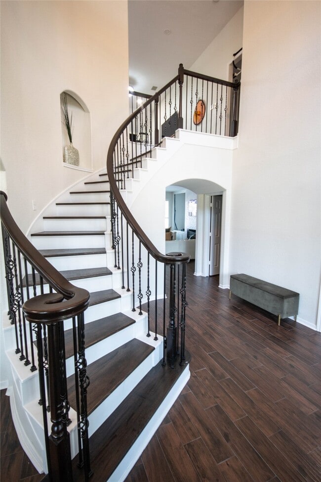 5810 Parkdale Ct in Sugar Land, TX - Building Photo - Building Photo