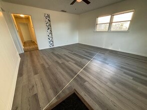 508 12th St in Levelland, TX - Building Photo - Building Photo