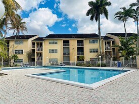 15340 SW 106th Terrace in Miami, FL - Building Photo