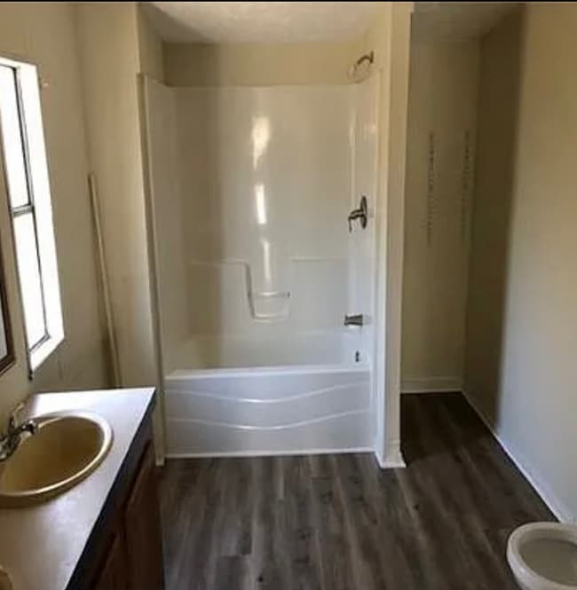 1124 Tucker Town Rd in Gadsden, SC - Building Photo - Building Photo