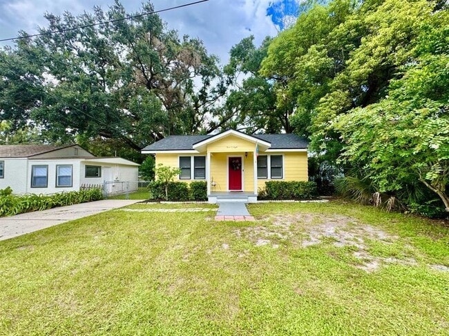 property at 308 E Hanlon St
