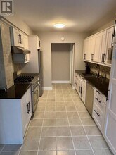 551 Dorchester Dr in Oshawa, ON - Building Photo - Building Photo