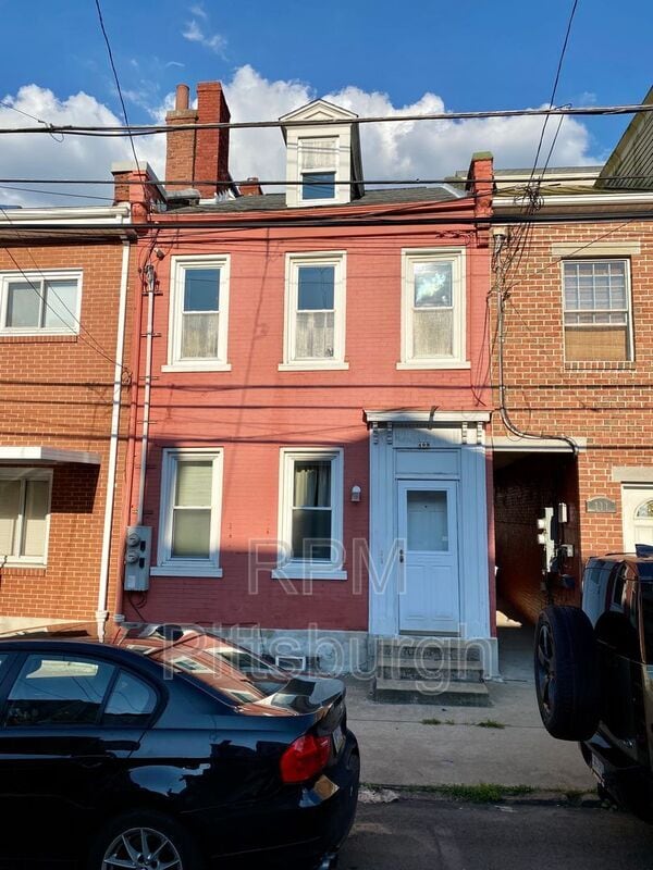 property at 109 S 13th St