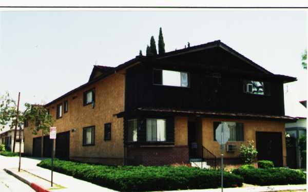 7202 Milton Ave in Whittier, CA - Building Photo