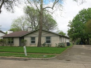 5517 Castleview Ln in Garland, TX - Building Photo - Building Photo