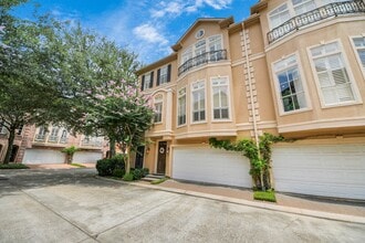 2930 Brompton Square Dr in Houston, TX - Building Photo - Building Photo