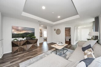 5735 Prairie Chapel Rd in Katy, TX - Building Photo - Building Photo