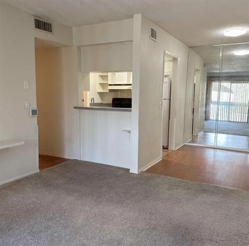 4845 Cedar Springs Rd in Dallas, TX - Foto de edificio - Building Photo