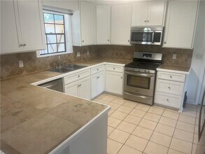 500 Rivera Dr in St. Simons Island, GA - Building Photo - Building Photo