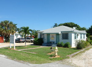 714 N 7th St in Lake Worth, FL - Building Photo - Building Photo